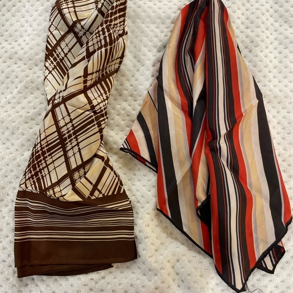 Bundle of scarfs